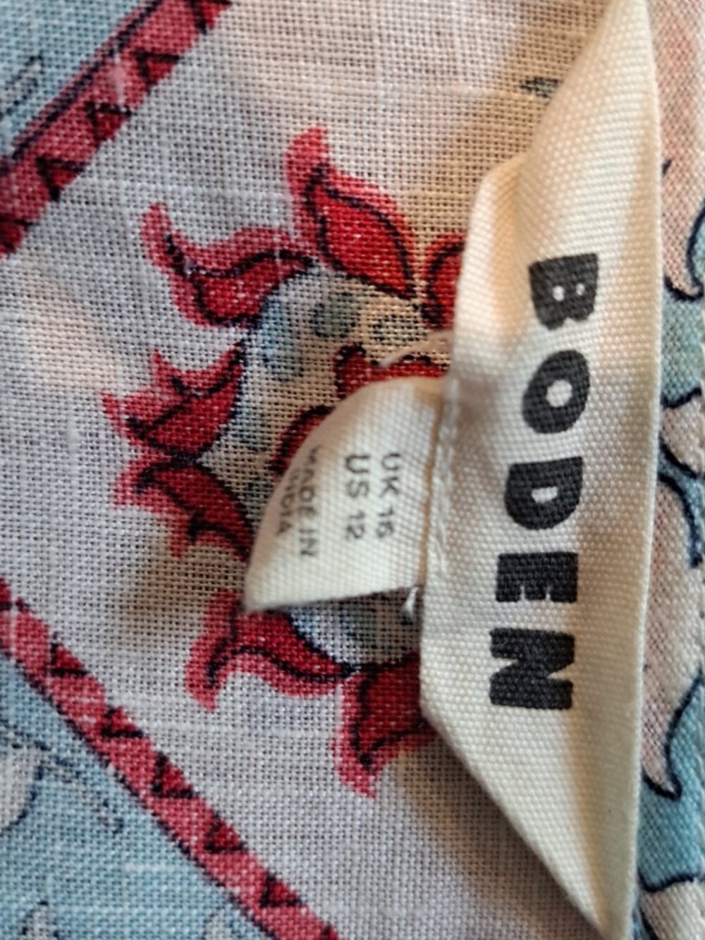 Boden Linen Top Cleo Size L - Only wore once - Picture 4 of 5